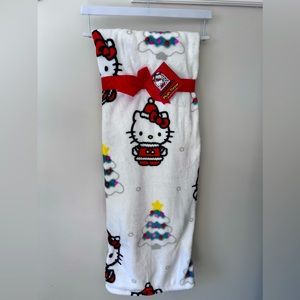 NWT Sanrio Hello Kitty Christmas Blanket